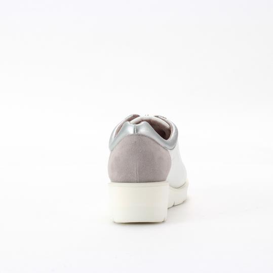 RM-WE2561