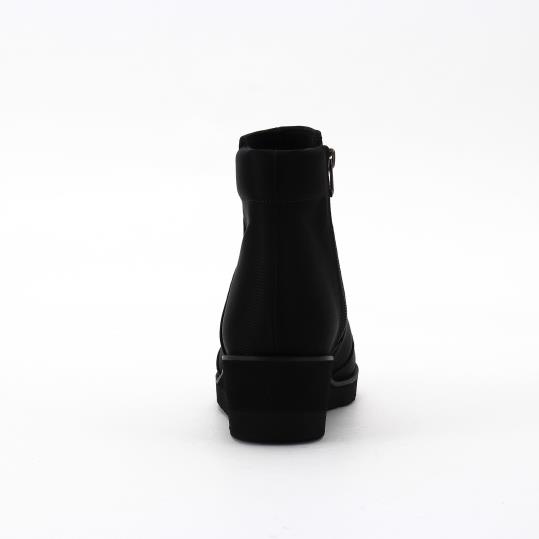 UE-254045