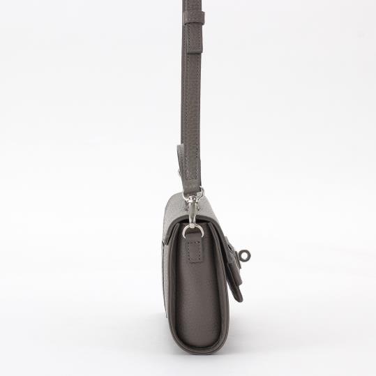 M2-M22408