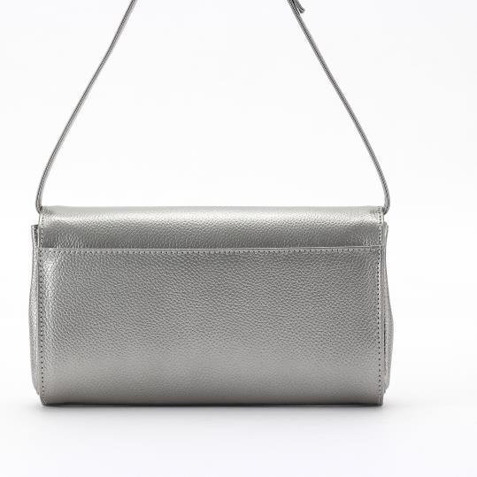 M2-M22556